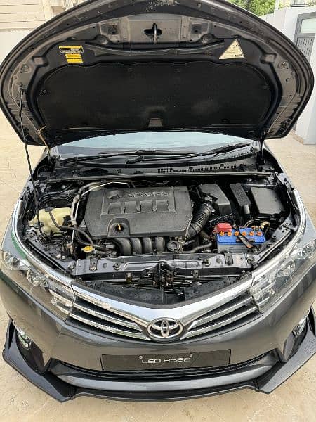 Toyota Altis Grande 2017 12