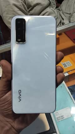 Vivo y20 4/64 with charger box 10/9 condition rs 18000