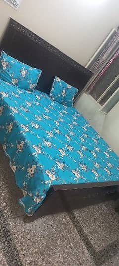 bed for sale in good condition withmattressrs
