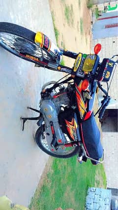 Honda 125 condition 10/10 cmart card file exchange