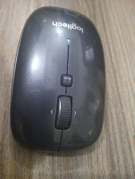 Mouse Logitech Bluetooth 03111795288 3