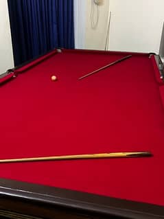 10/5 snooker table