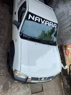 NISSAN NAVARA