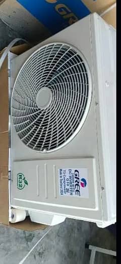 Gree Ac and DC inverter 1.5ton my call or what's no 0326--*-6841*--840