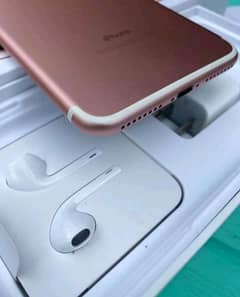 iPhone 7 plus 128 GB memory my WhatsApp number0330-9872664