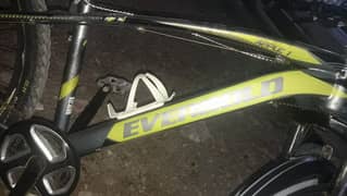 sports evergold  cycle good condition smuth or racing and good cycle