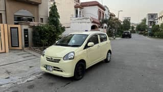 Daihatsu Mira 2011