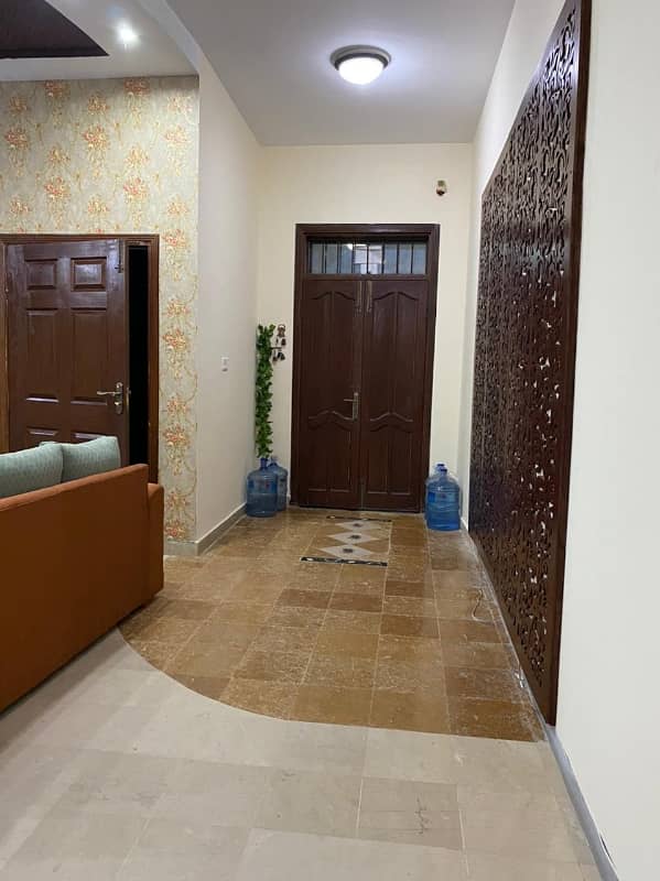 Upper Portion Available For Rent In lvl society sui Gass available Seprate meter 5