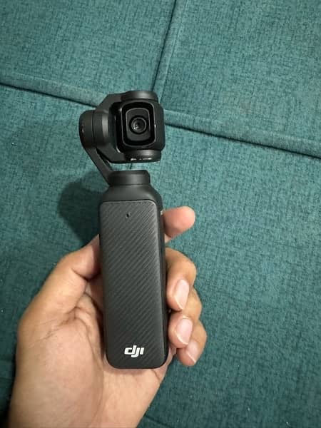 DJI Osmo Pocket 3 Creator Combo 1