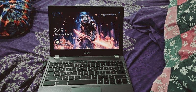 Acer Laptop 4gb ram + 128ssd 4