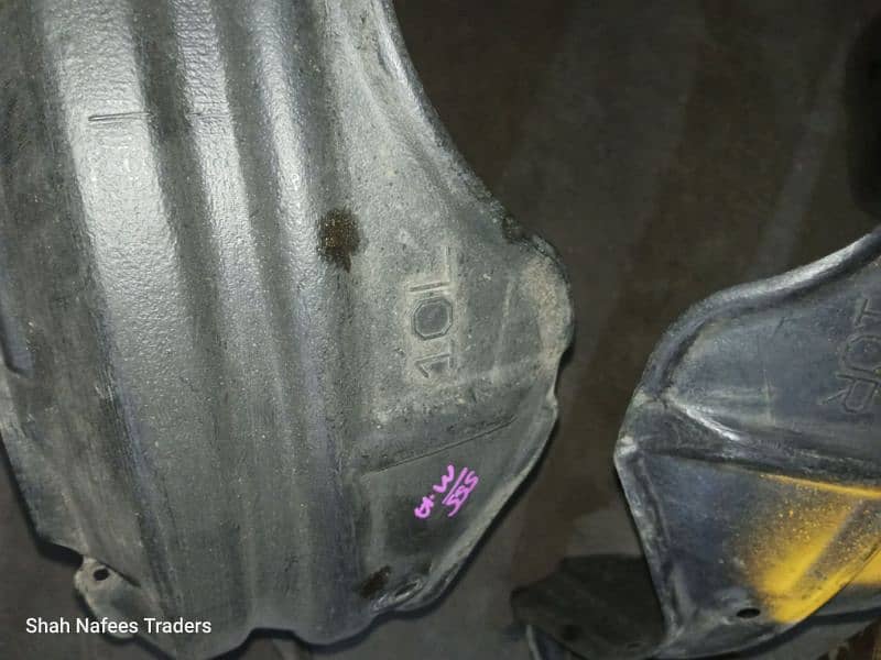 Toyota Vitz 2005-2010 Tyre Shields - Toyota Vitz Splash Shield Pair 2