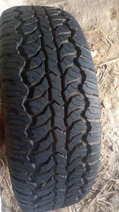 Toyota Hilux tyre for sale. 265.65R17