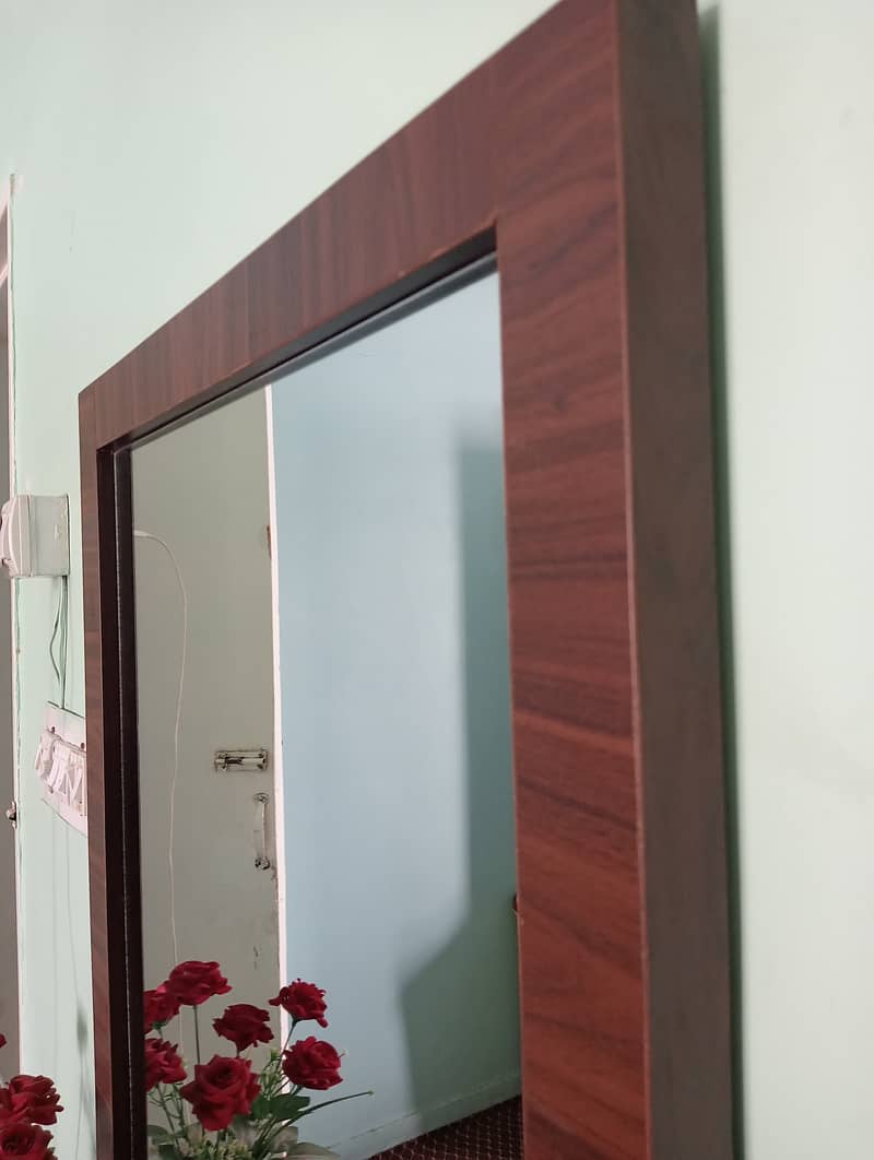 mirror sheesham frame chorai 24 lambai 30 new condition 1