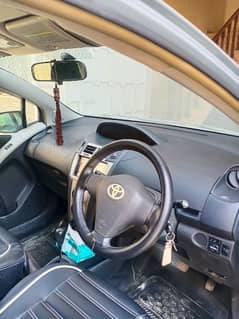 Toyota Vitz 2009