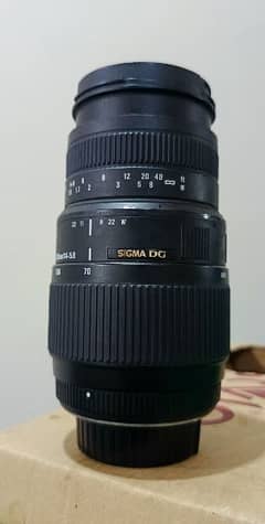 Sigma 70 300mm lens for Nikon