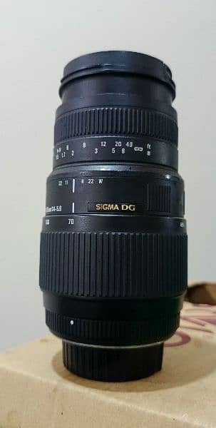 Sigma 70 300mm lens for Nikon 0