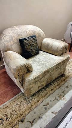 Sofa Set in good condition for sale