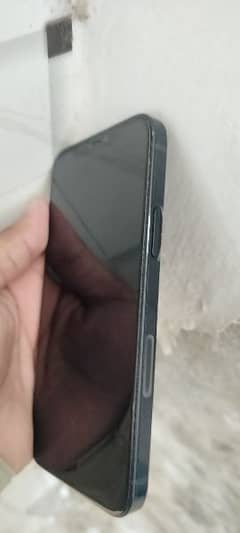 iPhone 12jv serious buyer contact me on whatsapp 03306042291