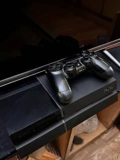 PS4, controller, 1 game (COD Advanced Warfare)