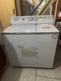 New condition washer& draier