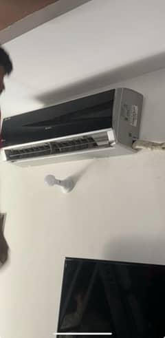 AC FOR SELL IN CHEAP RATE