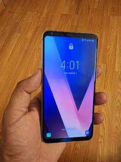 LG V30