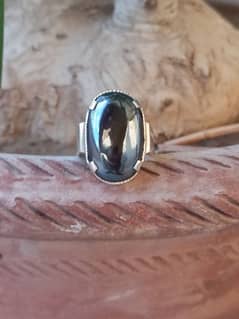 Hedded Stone Ring