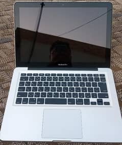 Appel laptop with new condition