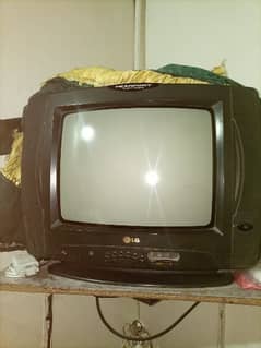 LG TV Good condition, button thory se hard hai, or koi fault NAHI hai