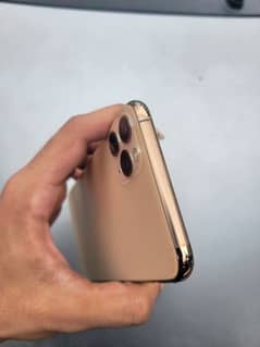 iphone 11 Pro Max 0