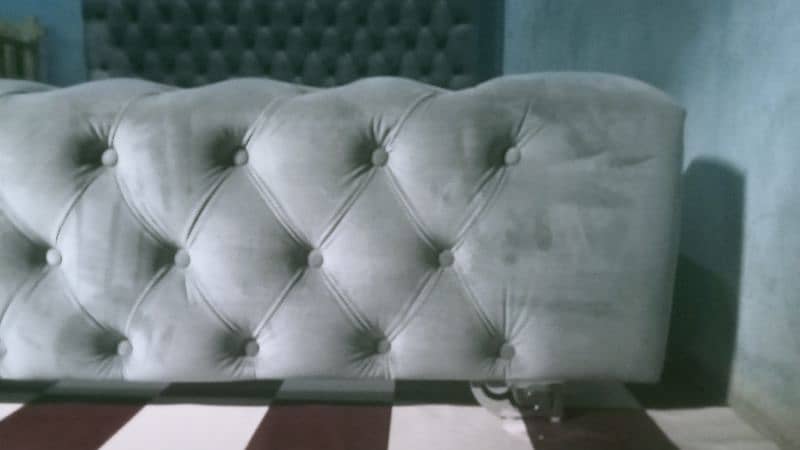 King Size Tufted Bed 2