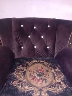 Sofa set for sale. Phone number 03463152266