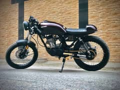 Cafe Racer Honda Deluxe 125