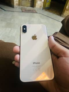 IPhone Xs. WaterPack   257. Gb  Golden Color