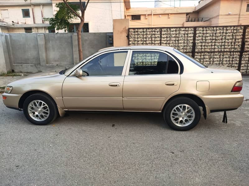 Toyota Corolla 2.0 D 2001 11