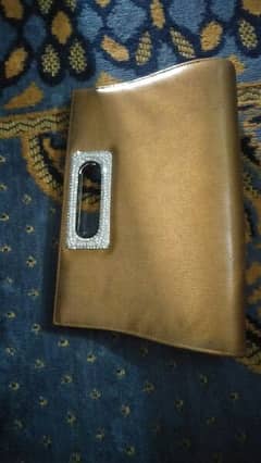 clutch price very low . . buy fast inbox for details