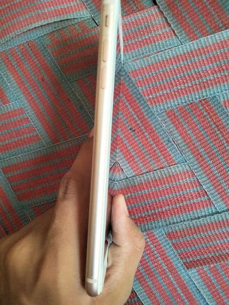 iphone 8 plus good condition 2