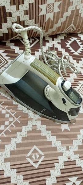 QUIGG STEAM Digital Iron 4