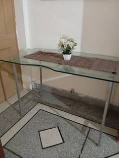 Table with Glass top