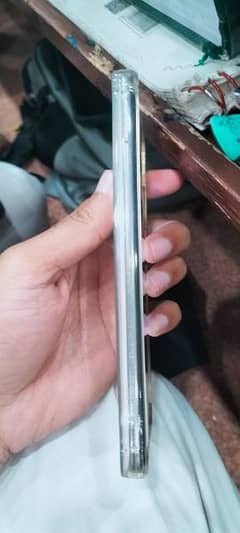 Samsung a51 with box charger finger not working