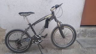 cycle black colour