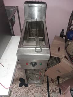 Automatic gas fryer