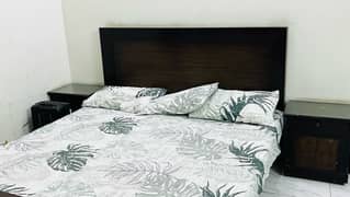 king size bed set with dressing and side tables