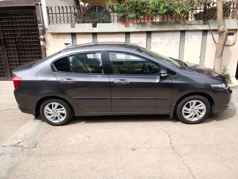 Honda City Aspire 1.5 Model 2020 10