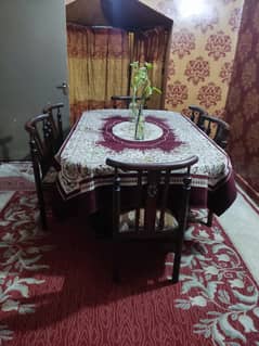 dinning table with six chairs
