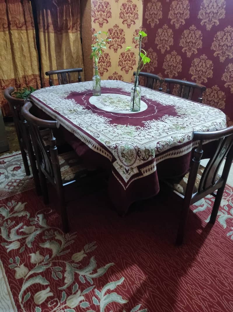 dinning table with six chairs 1