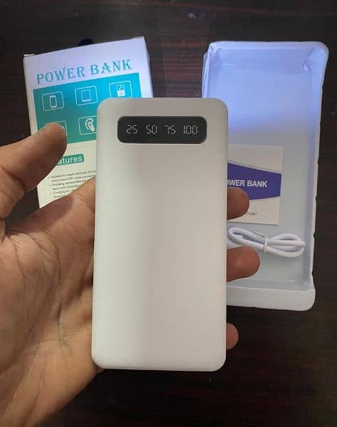 10000mAh ultra capacity power bank 0