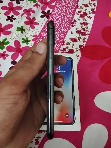 iPhone x 256 gb with box black colour 10 10 condition PTA approved 3