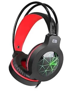 GAMING HEADPHONE condition 10 by 10 new headphones