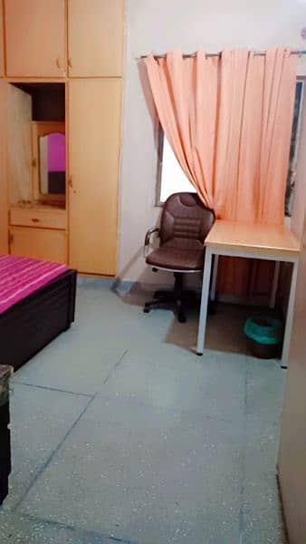 Furnished room for single female 4